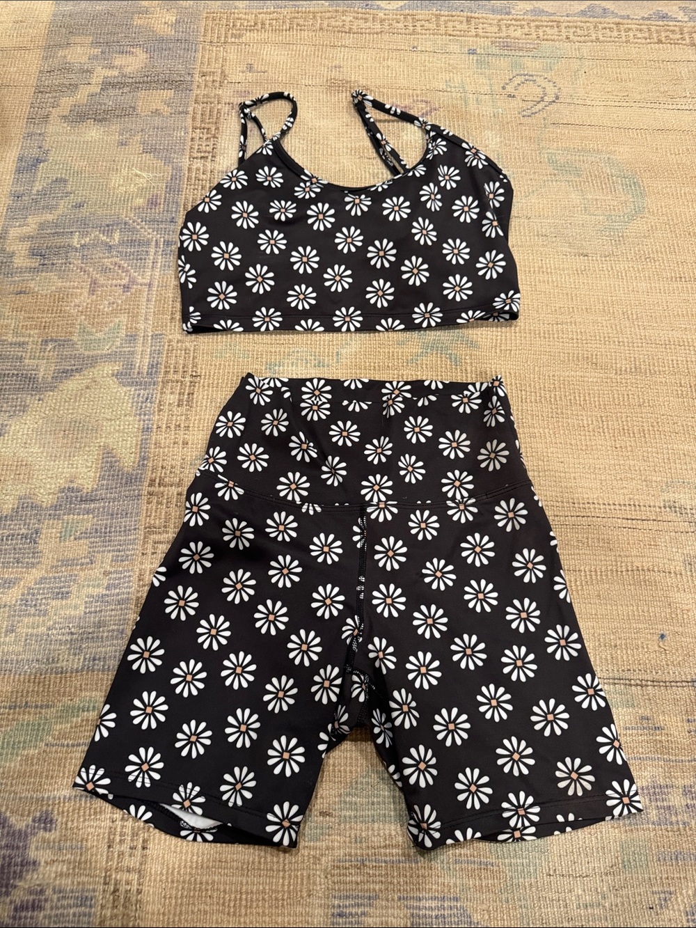 Beach Riot Daisy Set - Picture 3 of 3
